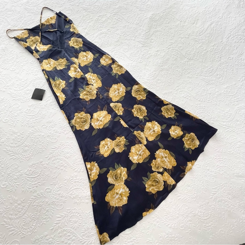 Lulus Sleek Blooms Navy Blue Floral Print Backless Cowl Maxi Dress Small - Picture 4 of 8